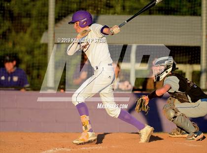 Thumbnail 2 in Bourgeois @ Thibodaux photogallery.