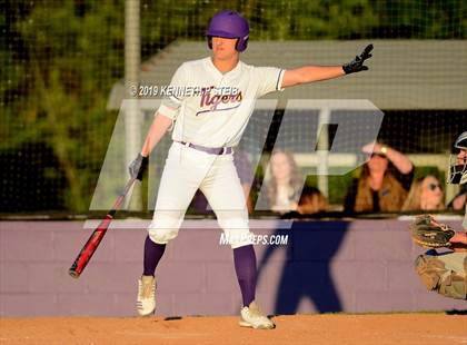 Thumbnail 3 in Bourgeois @ Thibodaux photogallery.