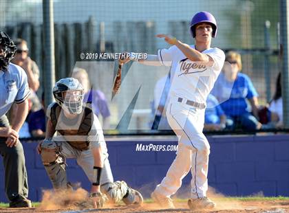 Thumbnail 1 in Bourgeois @ Thibodaux photogallery.