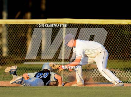 Thumbnail 1 in Bourgeois @ Thibodaux photogallery.