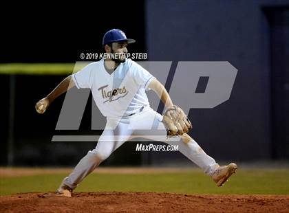 Thumbnail 1 in Bourgeois @ Thibodaux photogallery.