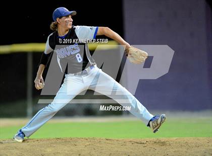 Thumbnail 3 in Bourgeois @ Thibodaux photogallery.