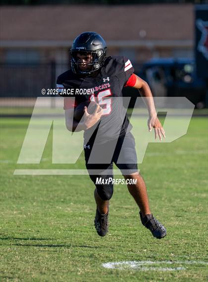 Thumbnail 2 in JV: Anahuac @ Kirbyville photogallery.