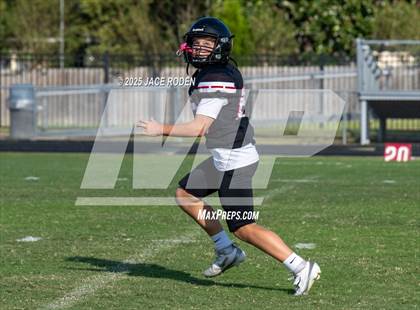 Thumbnail 3 in JV: Anahuac @ Kirbyville photogallery.