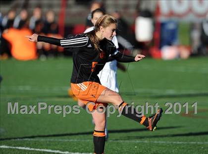 Thumbnail 2 in Friends Academy vs Keshequa (NYSPHSAA Class C Semifinal) photogallery.