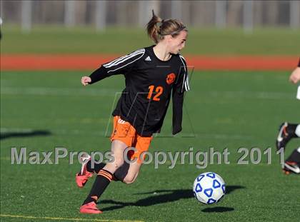 Thumbnail 3 in Friends Academy vs Keshequa (NYSPHSAA Class C Semifinal) photogallery.