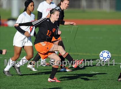 Thumbnail 2 in Friends Academy vs Keshequa (NYSPHSAA Class C Semifinal) photogallery.