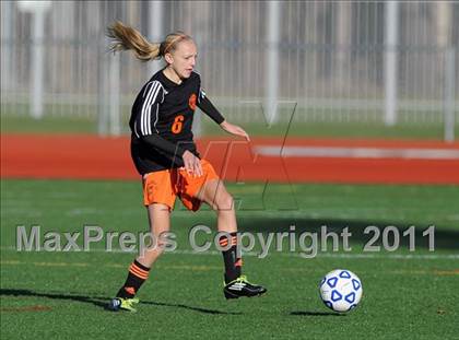 Thumbnail 3 in Friends Academy vs Keshequa (NYSPHSAA Class C Semifinal) photogallery.