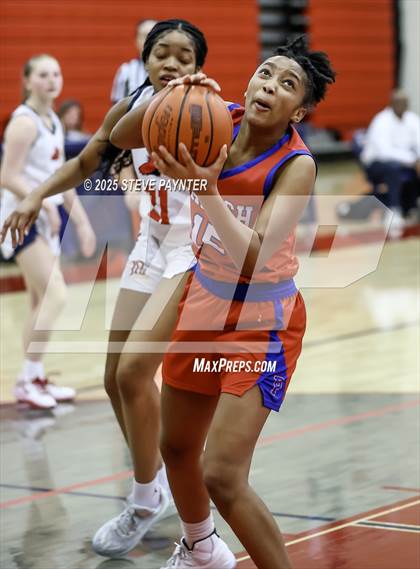 Thumbnail 2 in Parish Episcopal vs John Paul II (TAPPS 6A Dist.2 Playoff) photogallery.