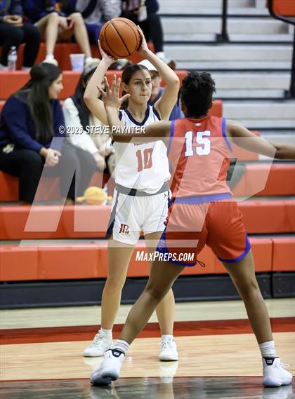 Thumbnail 2 in Parish Episcopal vs John Paul II (TAPPS 6A Dist.2 Playoff) photogallery.