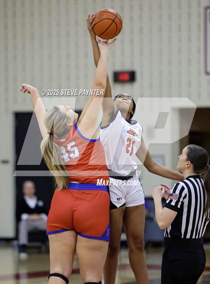 Thumbnail 2 in Parish Episcopal vs John Paul II (TAPPS 6A Dist.2 Playoff) photogallery.