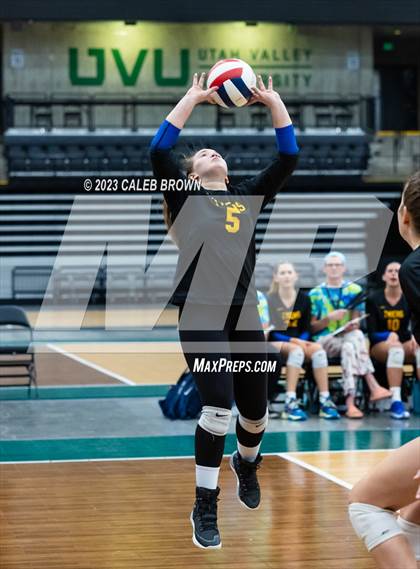 Thumbnail 3 in Green Canyon vs. Orem (UHSAA 4A Final) photogallery.