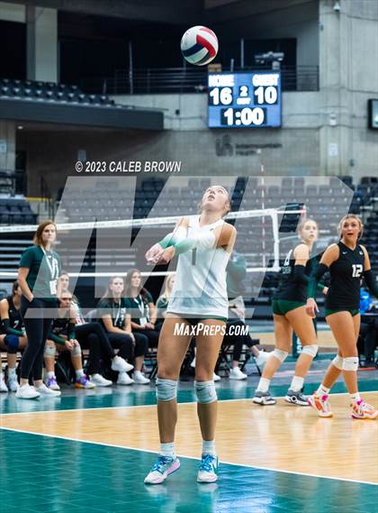Thumbnail 3 in Green Canyon vs. Orem (UHSAA 4A Final) photogallery.