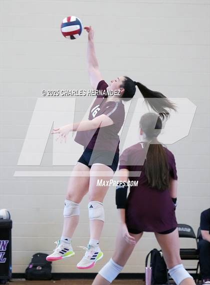 Thumbnail 2 in FR: A&M Consolidated @ College Station (A Teams) photogallery.