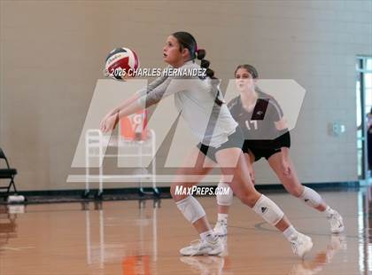 Thumbnail 1 in FR: A&M Consolidated @ College Station (A Teams) photogallery.