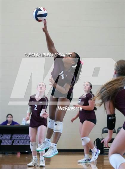 Thumbnail 3 in FR: A&M Consolidated @ College Station (A Teams) photogallery.