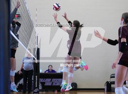 Thumbnail 2 in FR: A&M Consolidated @ College Station (A Teams) photogallery.