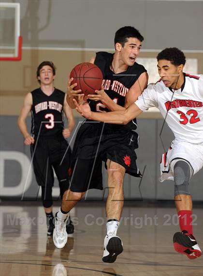 Thumbnail 2 in Harvard-Westlake vs. Westchester (MaxPreps Holiday Classic) photogallery.