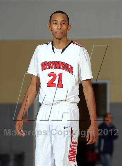 Thumbnail 3 in Harvard-Westlake vs. Westchester (MaxPreps Holiday Classic) photogallery.