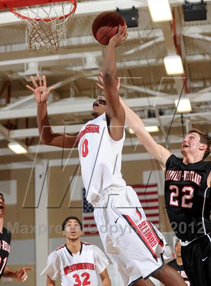Thumbnail 1 in Harvard-Westlake vs. Westchester (MaxPreps Holiday Classic) photogallery.