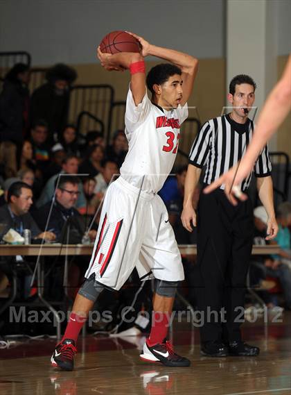 Thumbnail 2 in Harvard-Westlake vs. Westchester (MaxPreps Holiday Classic) photogallery.