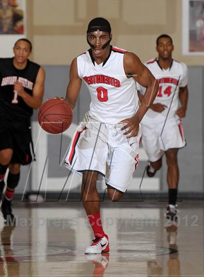 Thumbnail 2 in Harvard-Westlake vs. Westchester (MaxPreps Holiday Classic) photogallery.
