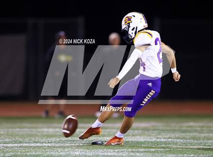 Thumbnail 1 in Norwalk vs. Lynwood photogallery.
