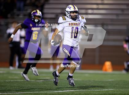 Thumbnail 3 in Norwalk vs. Lynwood photogallery.