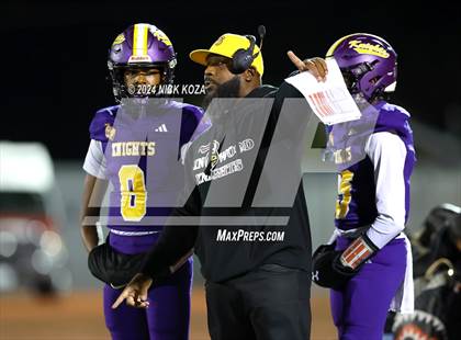 Thumbnail 3 in Norwalk vs. Lynwood photogallery.