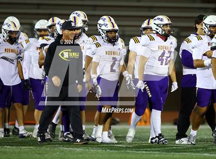 Thumbnail 2 in Norwalk vs. Lynwood photogallery.