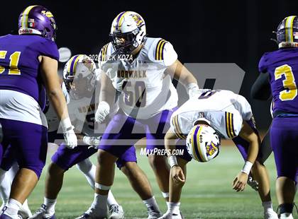 Thumbnail 3 in Norwalk vs. Lynwood photogallery.