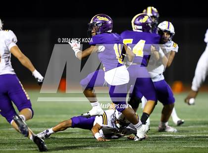 Thumbnail 1 in Norwalk vs. Lynwood photogallery.
