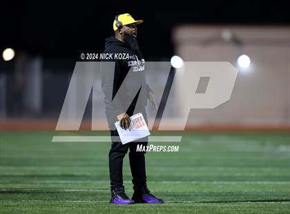 Thumbnail 3 in Norwalk vs. Lynwood photogallery.