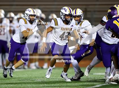 Thumbnail 3 in Norwalk vs. Lynwood photogallery.