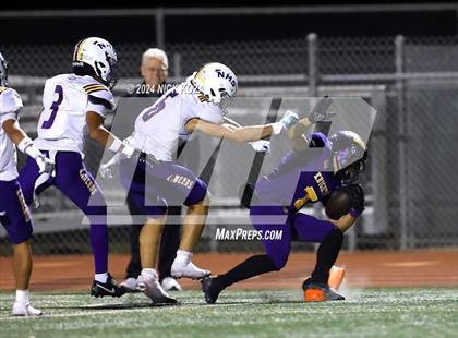 Thumbnail 1 in Norwalk vs. Lynwood photogallery.