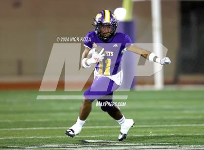 Thumbnail 2 in Norwalk vs. Lynwood photogallery.