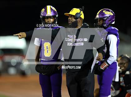 Thumbnail 1 in Norwalk vs. Lynwood photogallery.