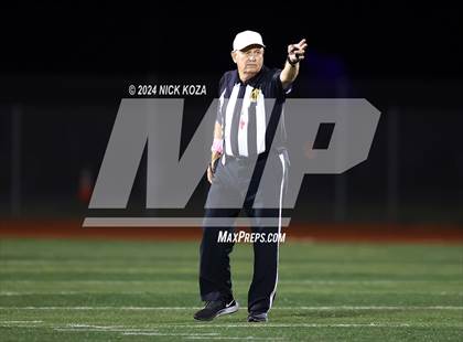 Thumbnail 1 in Norwalk vs. Lynwood photogallery.