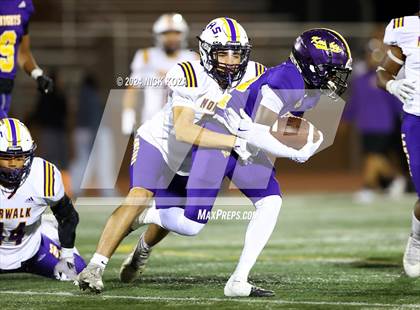 Thumbnail 2 in Norwalk vs. Lynwood photogallery.