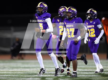 Thumbnail 1 in Norwalk vs. Lynwood photogallery.