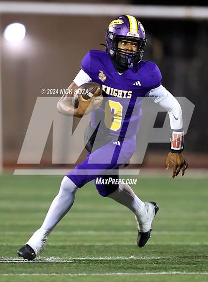 Thumbnail 1 in Norwalk vs. Lynwood photogallery.