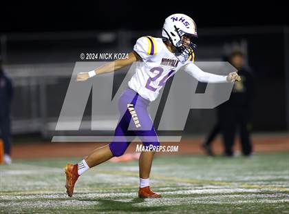 Thumbnail 1 in Norwalk vs. Lynwood photogallery.