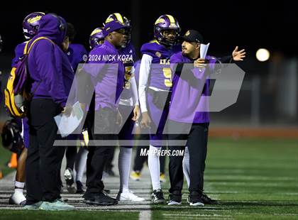 Thumbnail 1 in Norwalk vs. Lynwood photogallery.