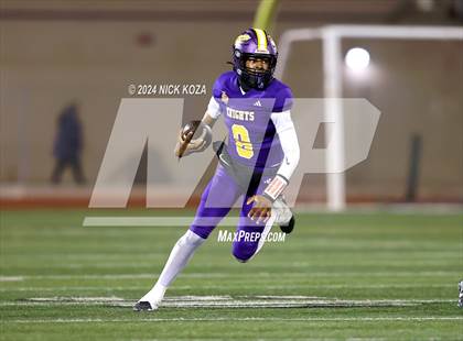 Thumbnail 2 in Norwalk vs. Lynwood photogallery.