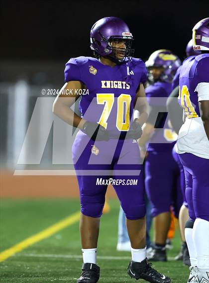 Thumbnail 1 in Norwalk vs. Lynwood photogallery.