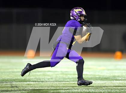 Thumbnail 3 in Norwalk vs. Lynwood photogallery.