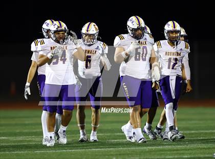 Thumbnail 1 in Norwalk vs. Lynwood photogallery.