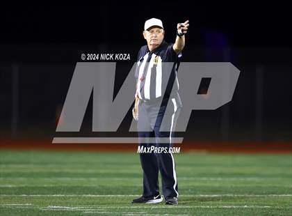 Thumbnail 3 in Norwalk vs. Lynwood photogallery.