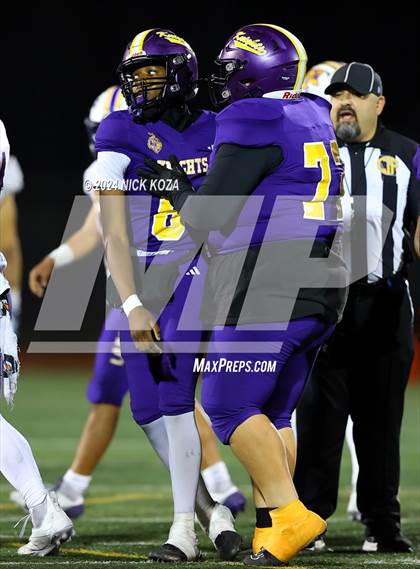 Thumbnail 1 in Norwalk vs. Lynwood photogallery.
