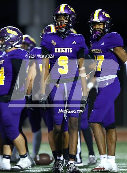 Thumbnail 1 in Norwalk vs. Lynwood photogallery.